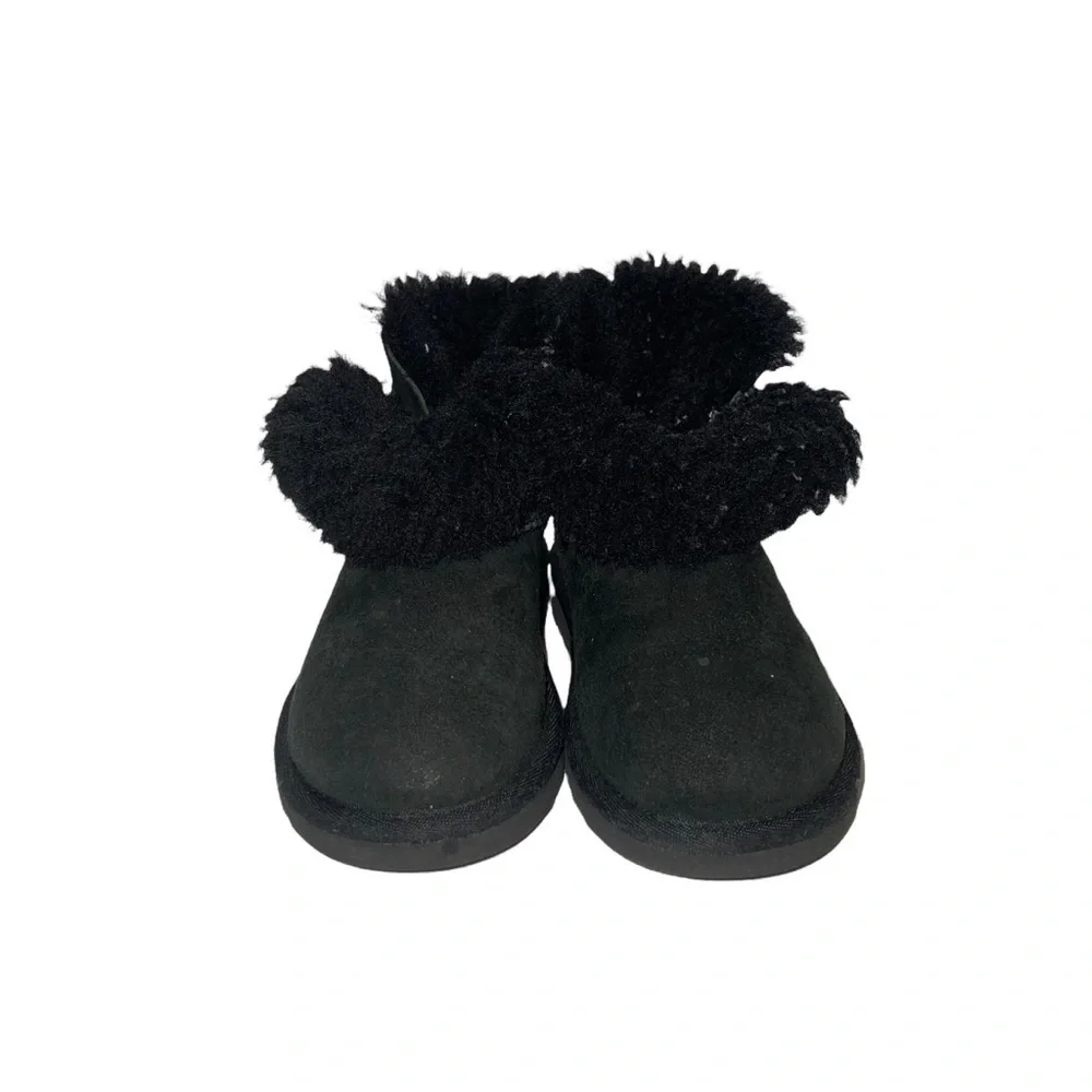 UGG Girl Shoes Size 8